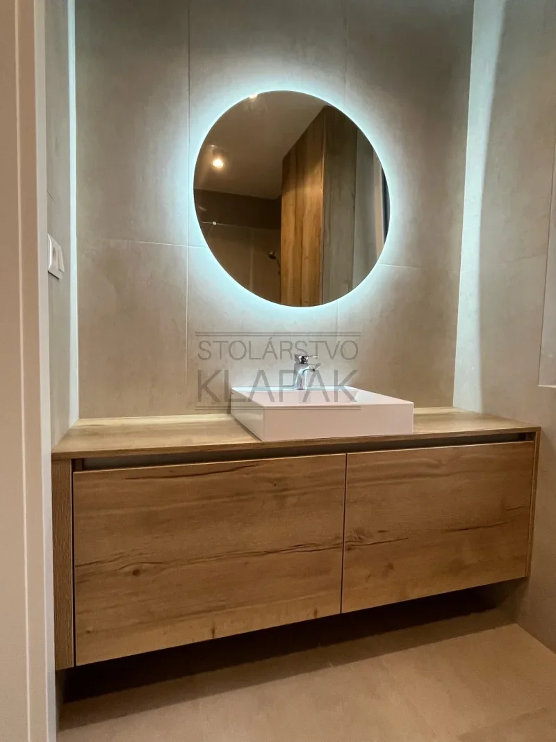 Kúpeľňový nábytok